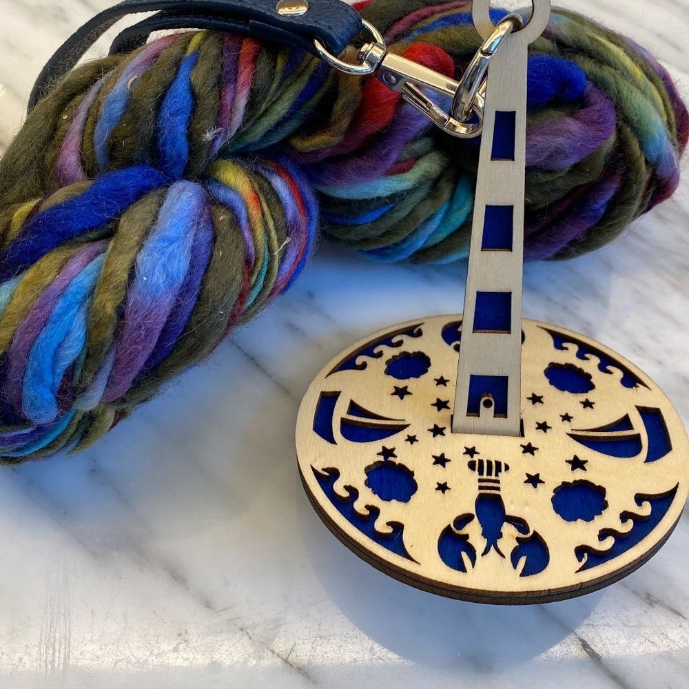 Wrist Yarn Holder: Lobster Sea Ocean Design Wood Crochet Knitting Carousel  Spin